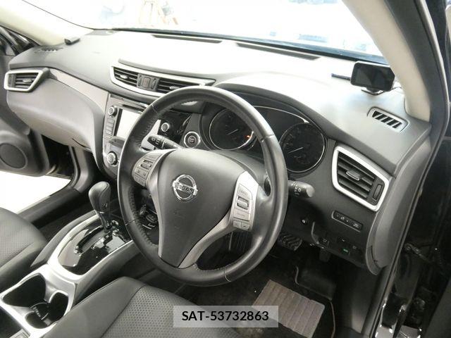 Nissan X-TRAIL 2016-10 8564188-12