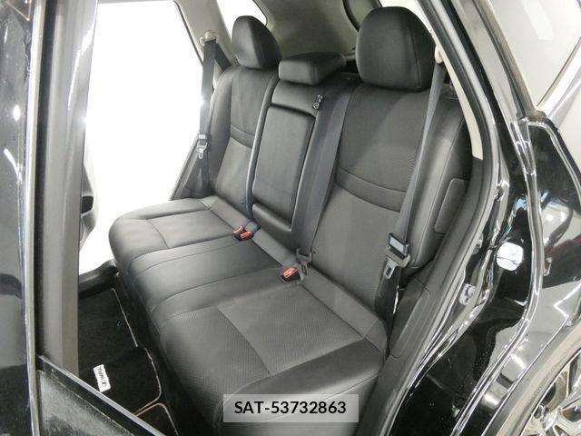 Nissan X-TRAIL 2016-10 8564188-15