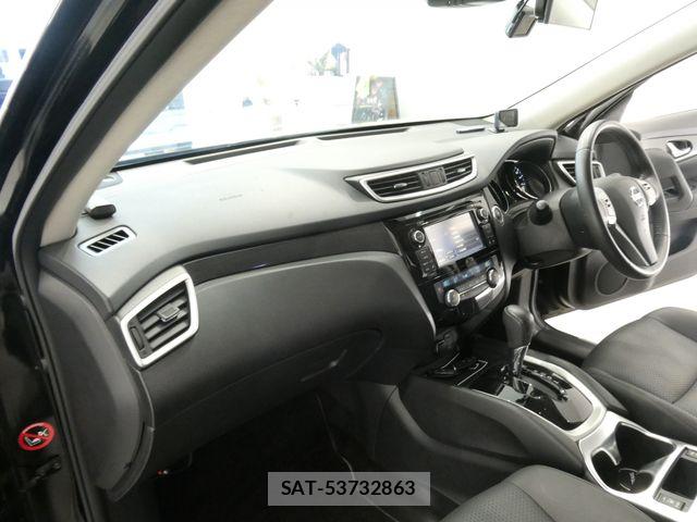 Nissan X-TRAIL 2016-10 8564188-18