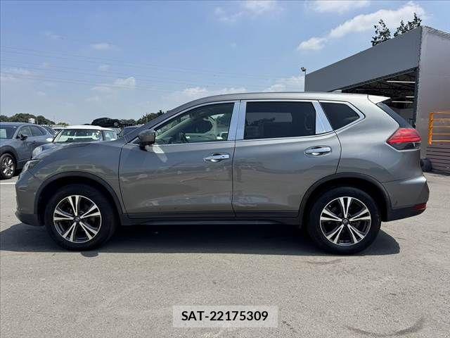 Nissan X-TRAIL 2018-03 8629931-10
