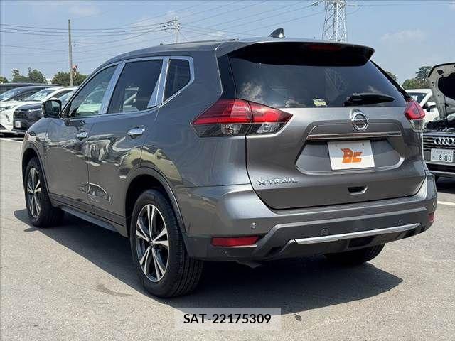 Nissan X-TRAIL 2018-03 8629931-12
