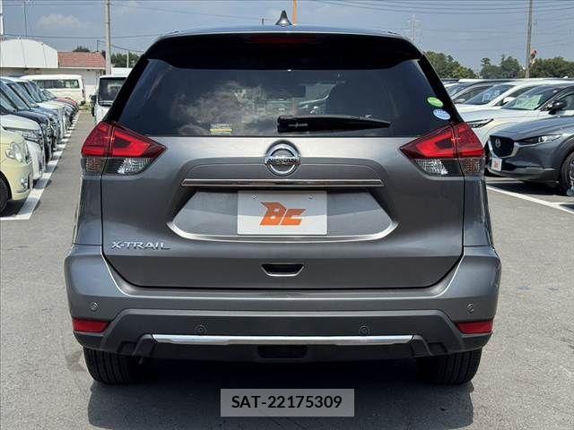 Nissan X-TRAIL 2018-03 8629931-13