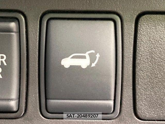 Nissan X-TRAIL 2018-01 8629930-5
