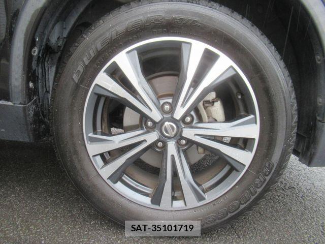 Nissan X-TRAIL 2017-03 8667202-12