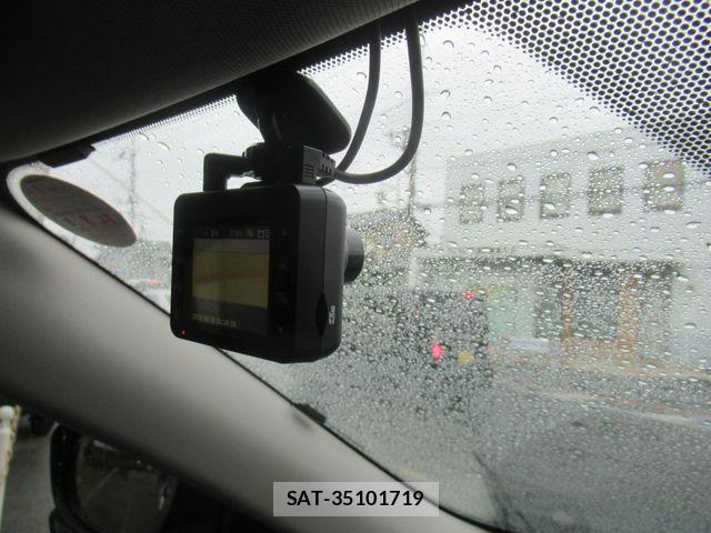 Nissan X-TRAIL 2017-03 8667202-20