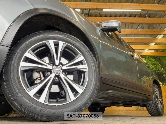 Nissan X-TRAIL 2017-12 8667200-12