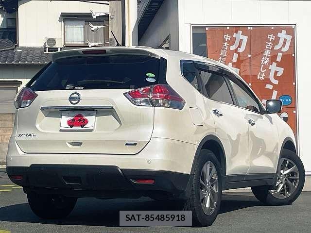 Nissan X-TRAIL 2017-03 8667198-2