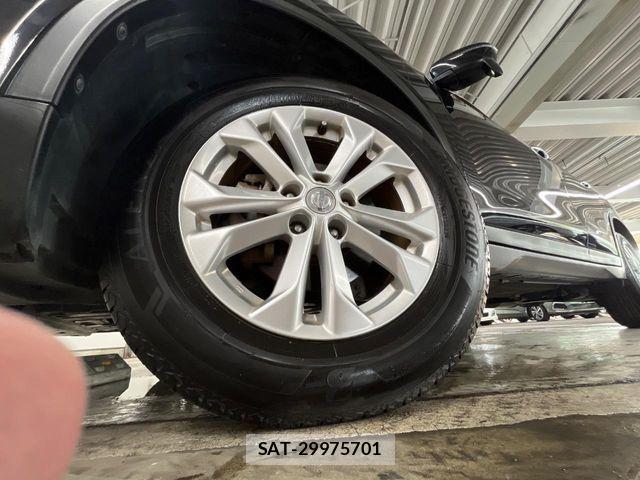 Nissan X-TRAIL 2017-03 8667201-15