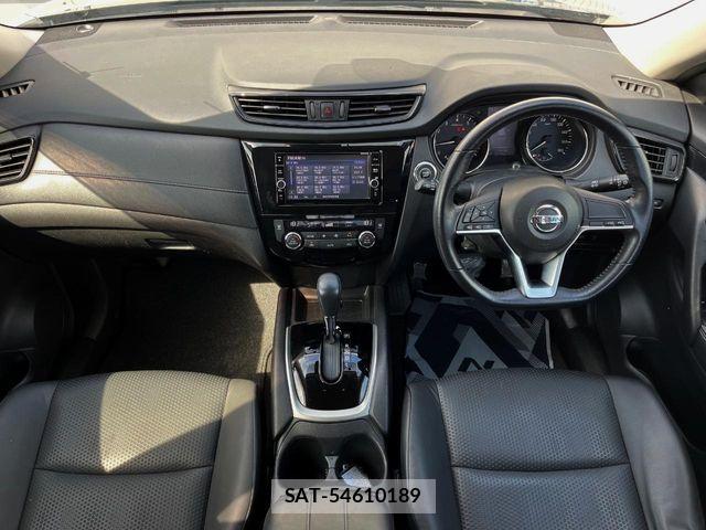 Nissan X-TRAIL 2018-06 8667199-1