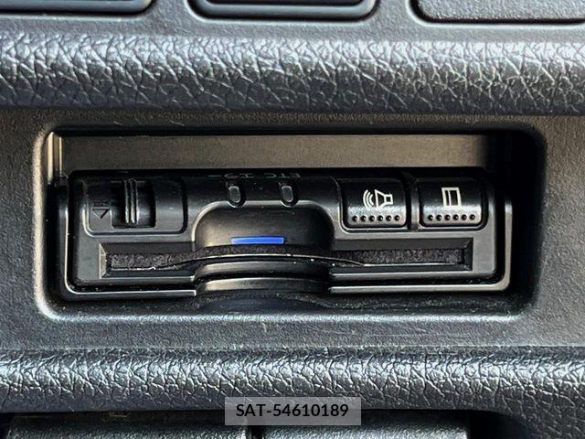 Nissan X-TRAIL 2018-06 8667199-6