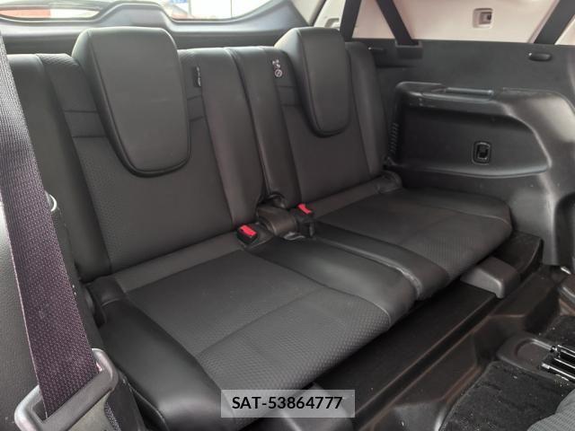 Nissan X-TRAIL 2017-06 8686982-16
