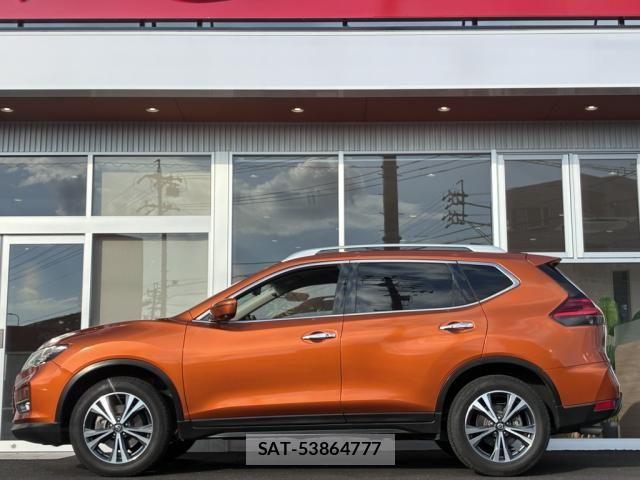 Nissan X-TRAIL 2017-06 8686982-5