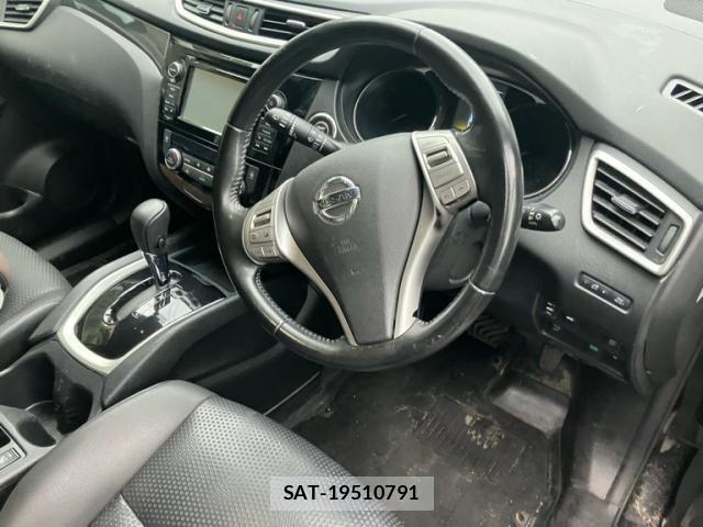 Nissan X-TRAIL 2016-03 8747016-12