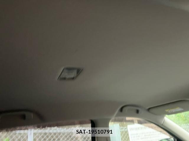 Nissan X-TRAIL 2016-03 8747016-13