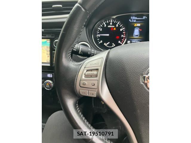 Nissan X-TRAIL 2016-03 8747016-18