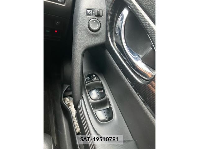 Nissan X-TRAIL 2016-03 8747016-19