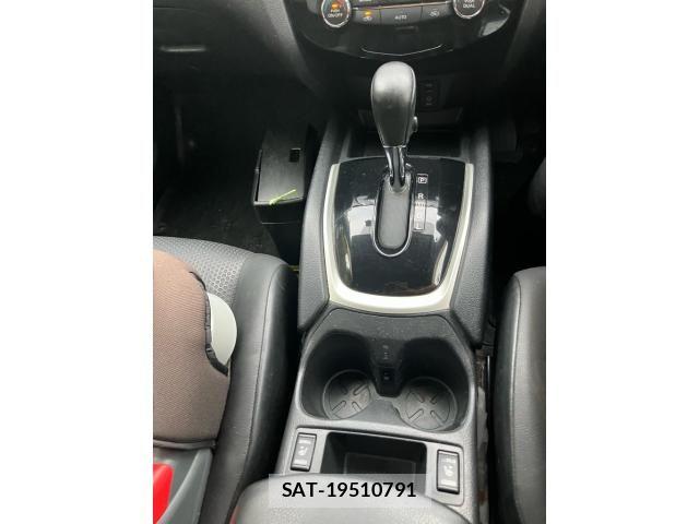 Nissan X-TRAIL 2016-03 8747016-22