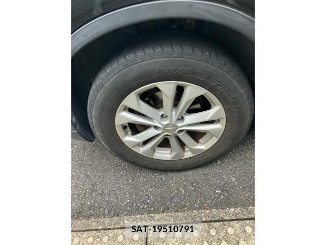Nissan X-TRAIL 2016-03 8747016-7