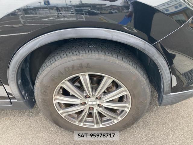 Nissan X-TRAIL 2018-04 8747011-10