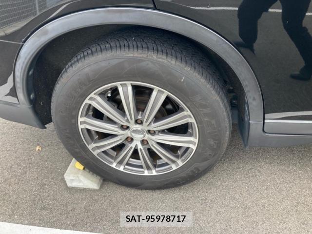 Nissan X-TRAIL 2018-04 8747011-11