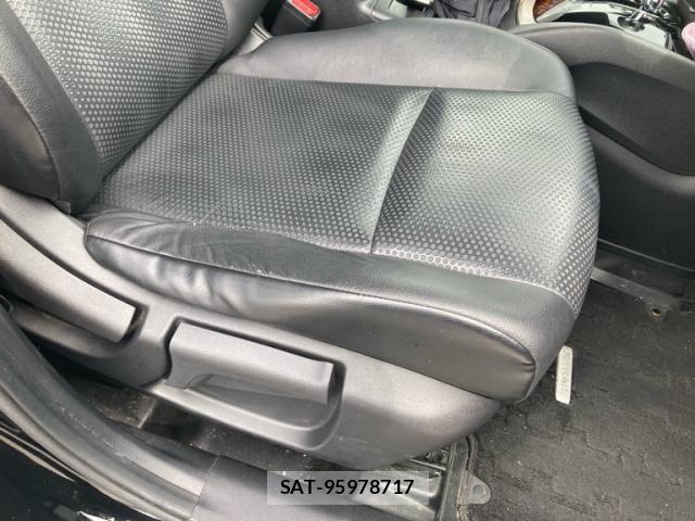 Nissan X-TRAIL 2018-04 8747011-14