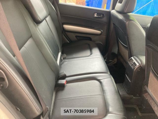 Nissan X-TRAIL 2013-09 8747018-10