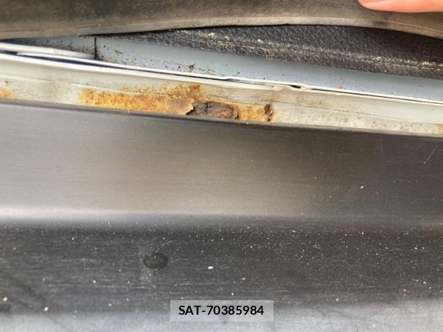 Nissan X-TRAIL 2013-09 8747018-21