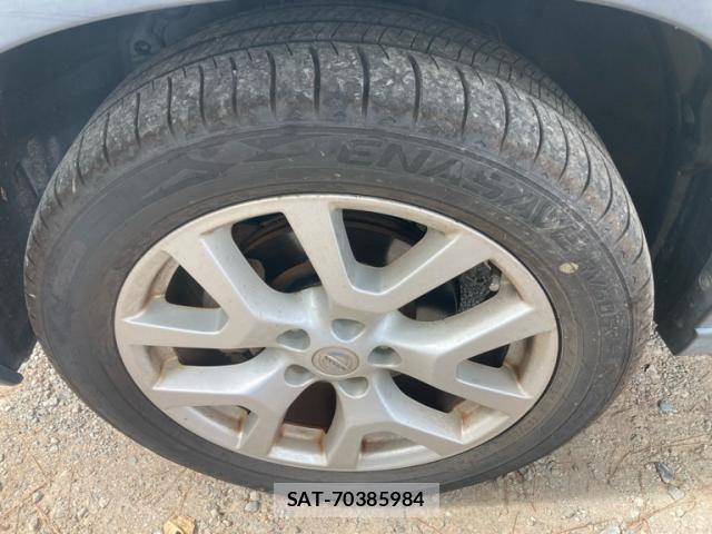 Nissan X-TRAIL 2013-09 8747018-7