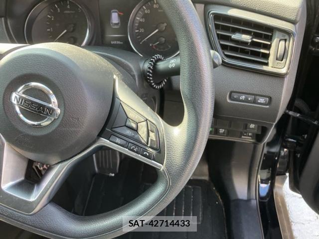 Nissan X-TRAIL 2017-12 8747014-13