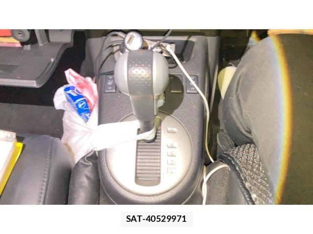 Nissan X-TRAIL 2013-01 8747019-15