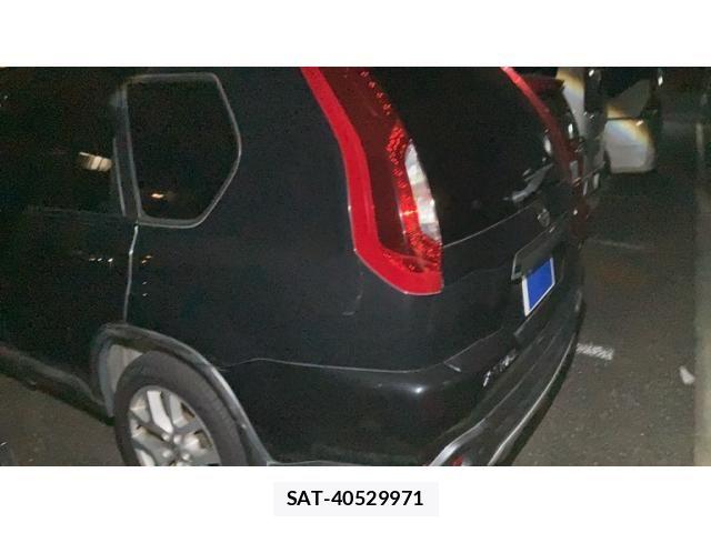 Nissan X-TRAIL 2013-01 8747019-4
