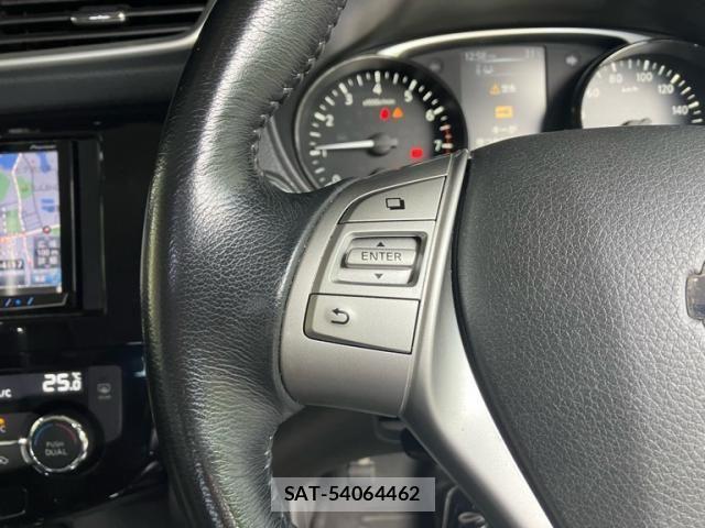 Nissan X-TRAIL 2016-10 8747017-9