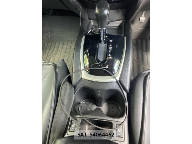 Nissan X-TRAIL 2016-10 8747017-11