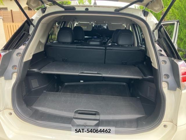 Nissan X-TRAIL 2016-10 8747017-24