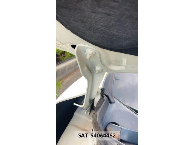 Nissan X-TRAIL 2016-10 8747017-27