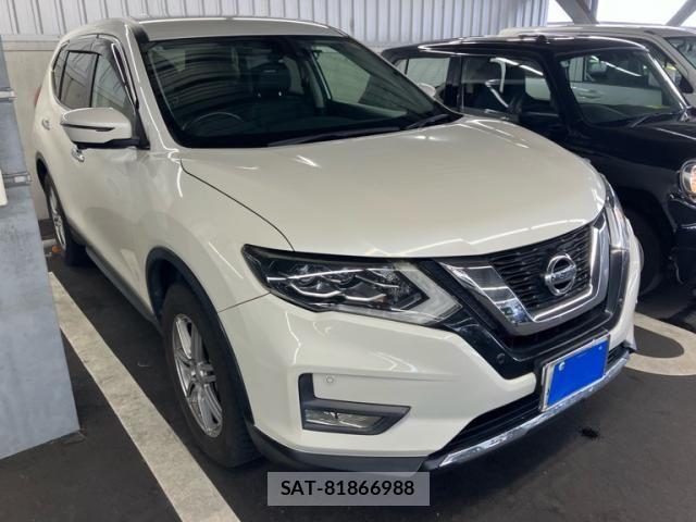 Nissan X-TRAIL 2018-05 8747013-0