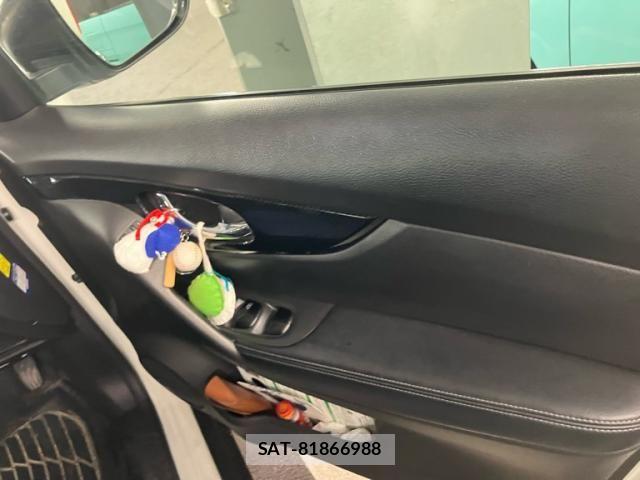 Nissan X-TRAIL 2018-05 8747013-10