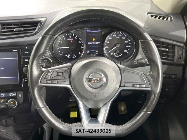 Nissan X-TRAIL 2017-08 8782724-10