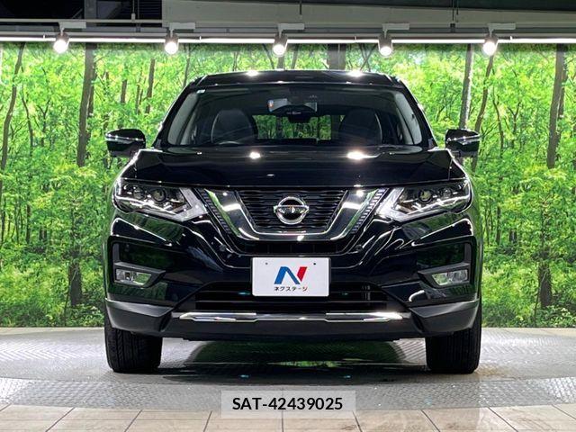 Nissan X-TRAIL 2017-08 8782724-13