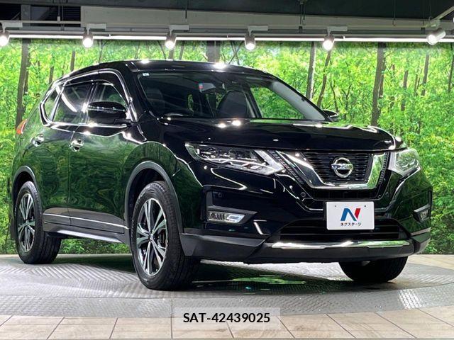 Nissan X-TRAIL 2017-08 8782724-15