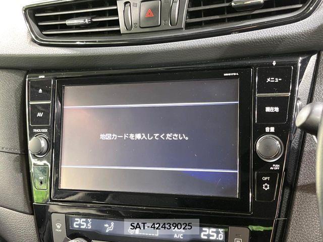 Nissan X-TRAIL 2017-08 8782724-2