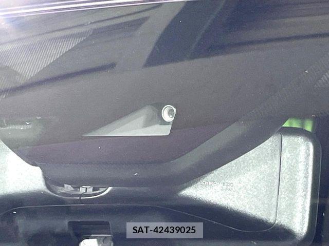 Nissan X-TRAIL 2017-08 8782724-4
