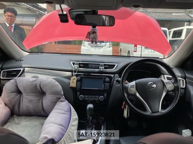 Nissan X-TRAIL 2016-04 8782726-12