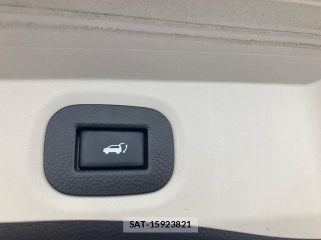 Nissan X-TRAIL 2016-04 8782726-14