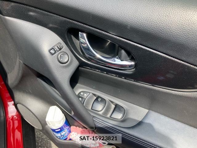 Nissan X-TRAIL 2016-04 8782726-18