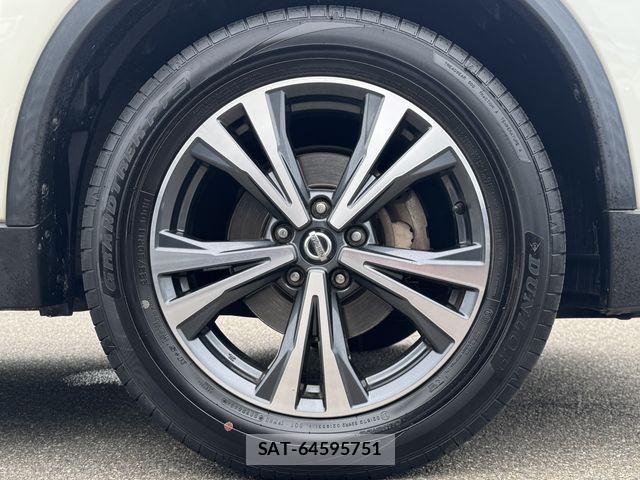 Nissan X-TRAIL 2018-03 8782725-25
