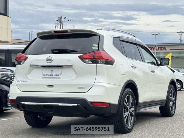 Nissan X-TRAIL 2018-03 8782725-5