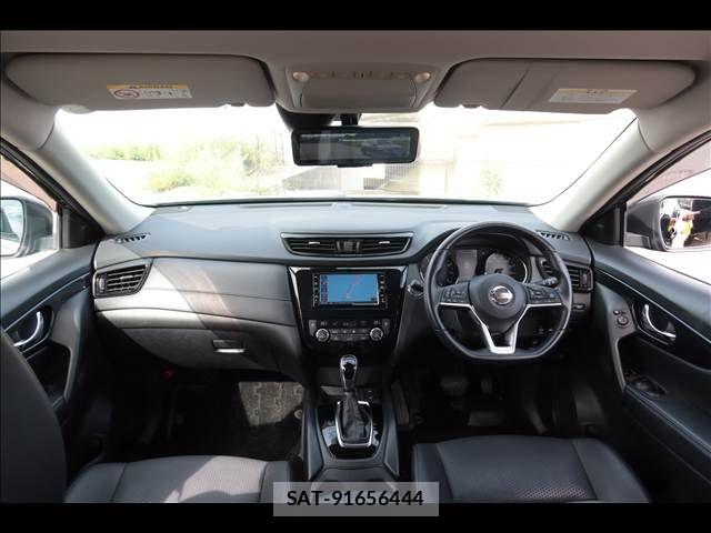 Nissan X-TRAIL 2020-11 8832632-11