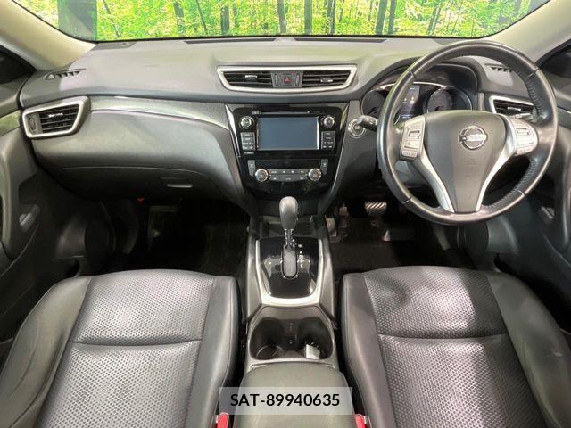 Nissan X-TRAIL 2014-08 8832634-1