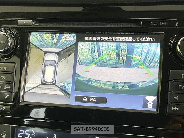 Nissan X-TRAIL 2014-08 8832634-3